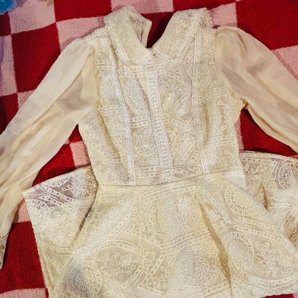 Dolce Vita Cream Peplum dress with Collar